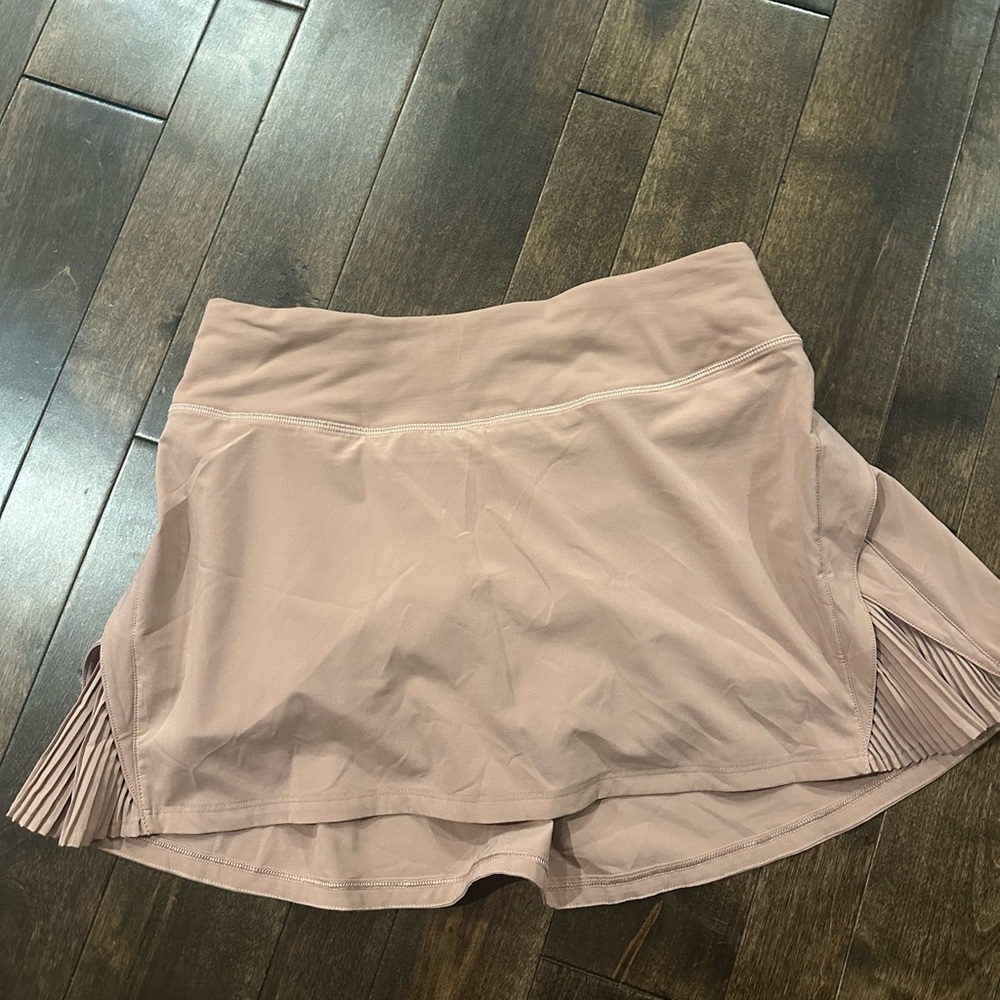 Pleated lulu Athletic Skort in Blush